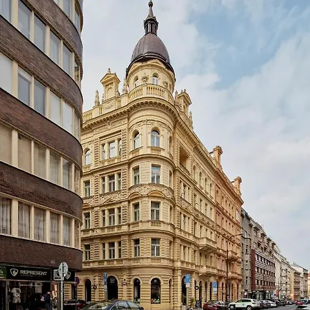 Апартаменты Sunlit Studio Near Wenceslas Square By Days